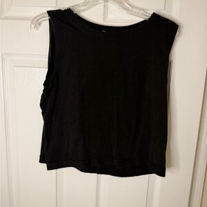 Pink Lily Sleek Black Muscle Tee